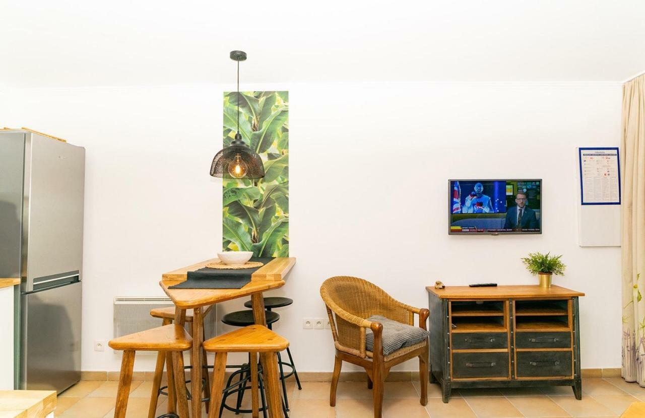 Les Restanques Apartment กรีโมด์ ภายนอก รูปภาพ